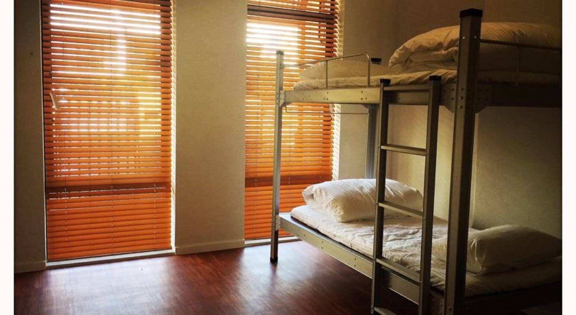 Downtown Backpackers Hostel Perth - Note - Valid Passport Required For Check In Exterior foto